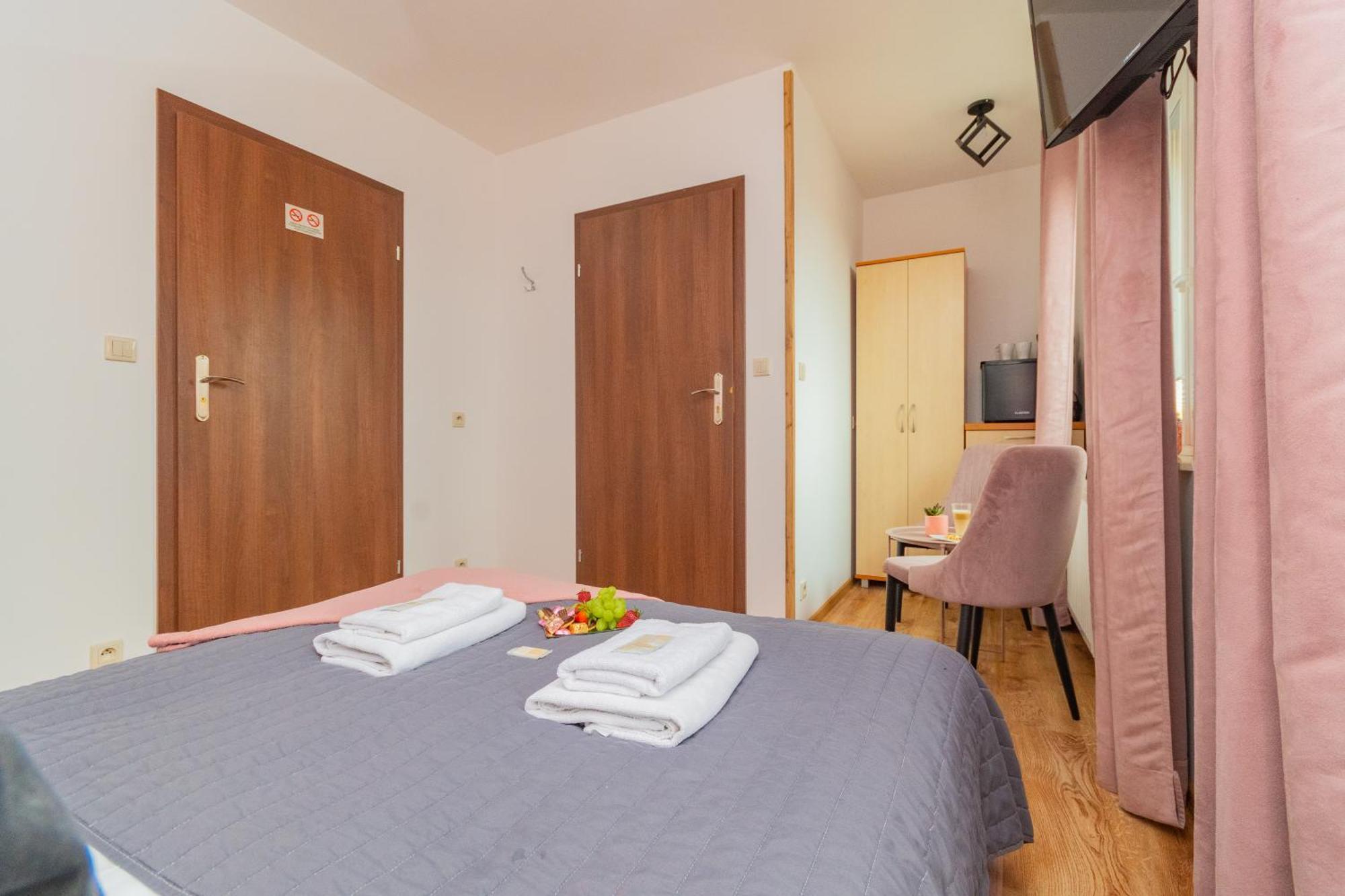 Bed and Breakfast Monika II Krynica Morska Esterno foto